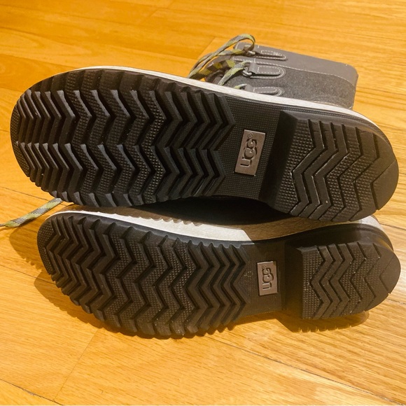 Ugg Baroness SNOW BOOTS - Picture 5 of 15